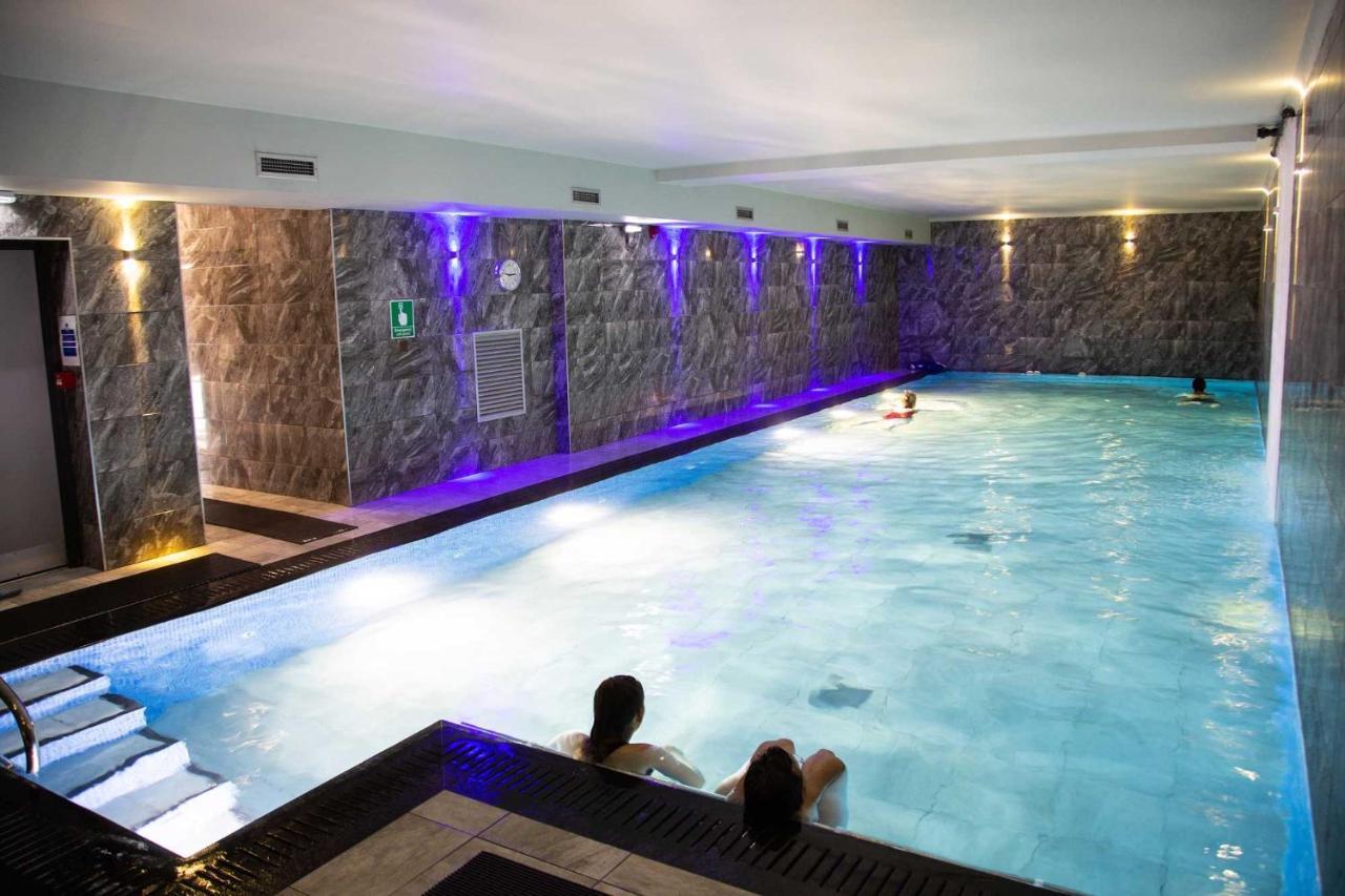 Biskey Howe Central - Free Off-Site Health Club Access With Pool, Sauna, Steam Room & Gym Bowness-on-Windermere Exterior photo